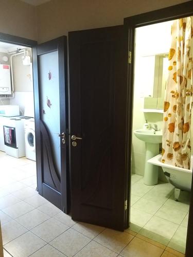 Bathroom sa Apartments for rent