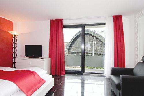 Gallery image of Maria Suite am Dom in Cologne