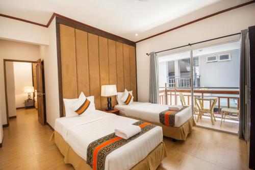 Sur Beach Resort Boracay