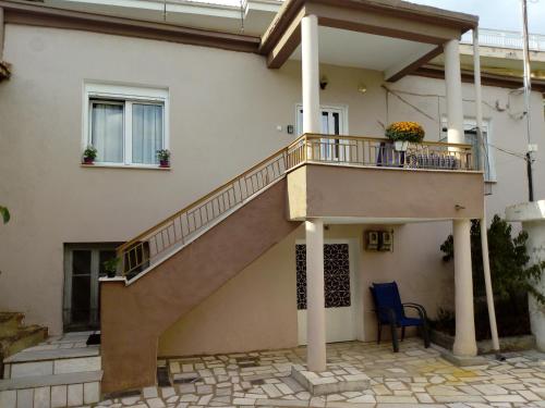 Balkón alebo terasa v ubytovaní Meteora quiet house