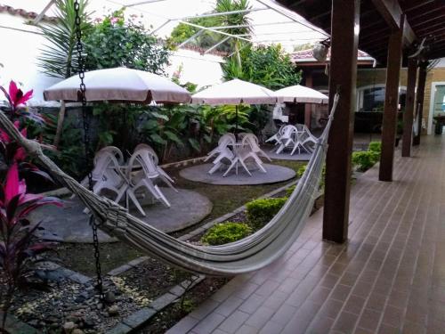 Taman di luar Hotel Portal da Praia