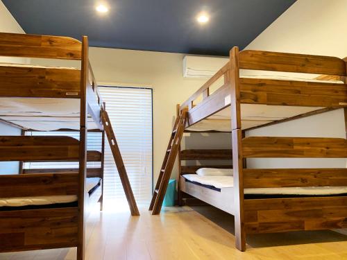 Двуетажно легло или двуетажни легла в стая в Cactus Inn