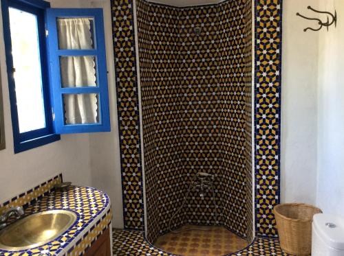 Koupelna v ubytování La Casa de las Higueras Dar Karmus Tetouan