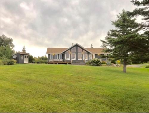Gallery image of Private Waterfront Luxury on the Bras D'Or Lake in Sydney Forks