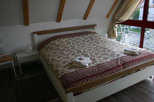Postel nebo postele na pokoji v ubytování Apartment Jakobsweg GbR