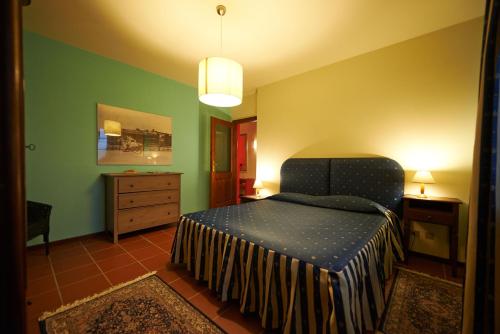 A bed or beds in a room at Felicin - Dimora del Centro