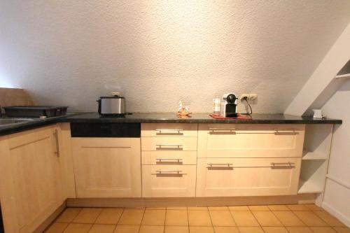 Photo de la galerie de l'établissement Colmar City Center - Appartement PETIT OURS - BookingAlsace, à Colmar