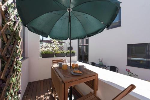 LovelyStay - A Little Slice of Heaven in Porto