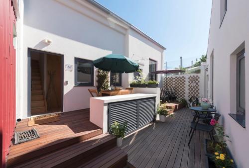 LovelyStay - A Little Slice of Heaven in Porto