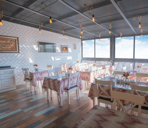 Posezení v ubytování Miran Hotel