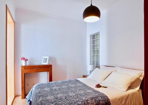 Your Lisbon Hub with Stunning View over Rooftops