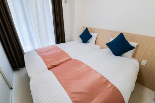 momo premium 303