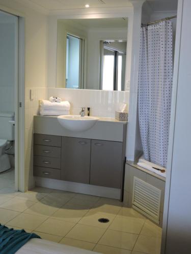 Gallery image of BASE Holidays - Ettalong Beach Premium Apartments in Ettalong Beach