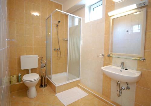 Gallery image of Hotel Bavaria in Abda