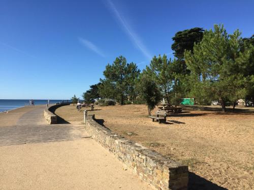 Imagen de la galería de Les Terrasses de Bella Vista - Belle maison bord de mer, en Saint-Vincent-sur-Jard