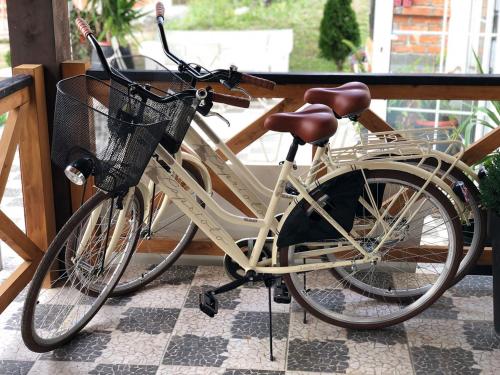 רכיבה על אופניים ב-Magnolia by Radovanovic או בסביבה