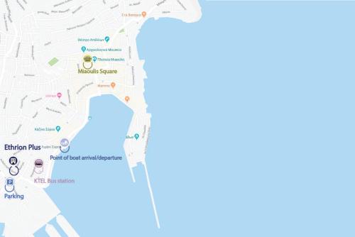 Foto dalla galleria di Ethrionplus two rooms apartments balconies 100 m from the port a Ermoupoli