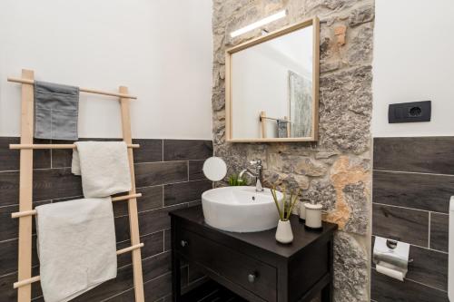Molo Longo - Central Apartments & Rooms
