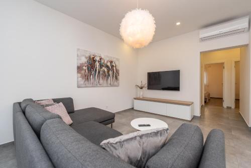 Angela Luxury Apartment II