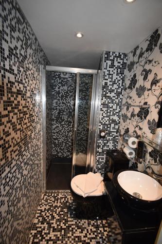 
A bathroom at Hotel Hermitage Amsterdam
