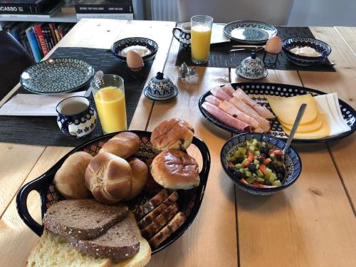 Jídlo v bed and breakfast nebo okolí