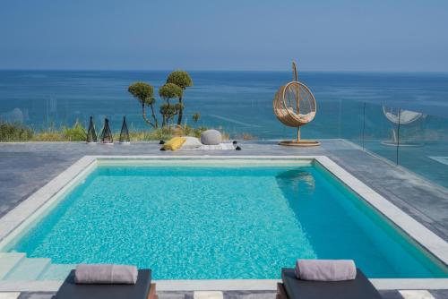 Πισίνα στο ή κοντά στο Sueño LUXURY VILLA