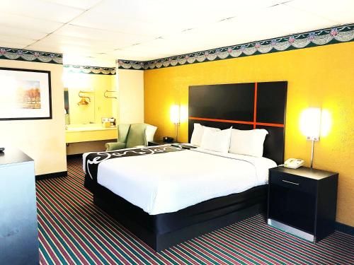 Rodeway Inn – Photos 2