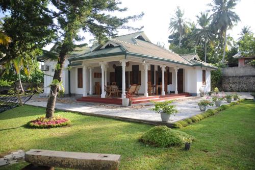 Gallery image of Tranquility guest house in Hikkaduwa