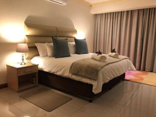 Postel nebo postele na pokoji v ubytování 1 Mountain Rd Boutique B & B