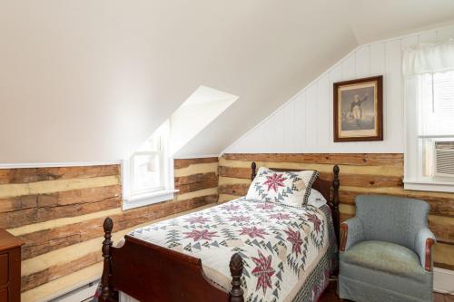 Un pat sau paturi într-o cameră la Anastasia