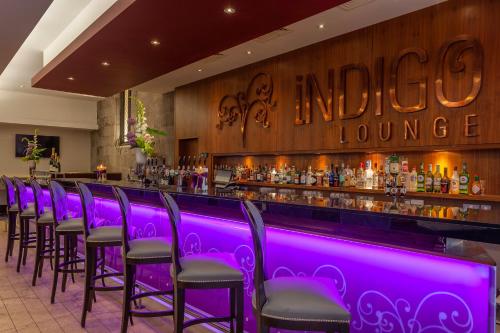 Lounge nebo bar v ubytování Clontarf Castle Hotel