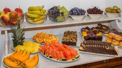 Jídlo v hotelu nebo okolí