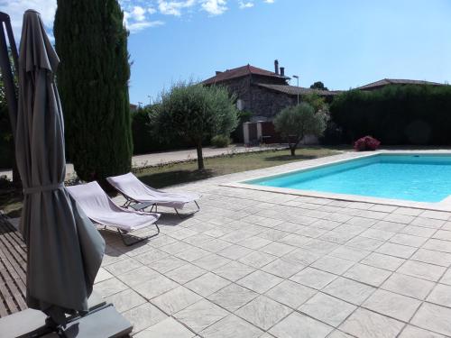 Fotografie z fotogalerie ubytování HAVRE DE PAIX à SALAISE SUR SANNE (38) v destinaci Salaise-sur-Sanne