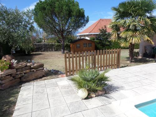 Fotografie z fotogalerie ubytování HAVRE DE PAIX à SALAISE SUR SANNE (38) v destinaci Salaise-sur-Sanne