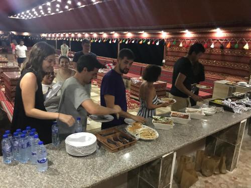 Clients de Desert Bedouin camp