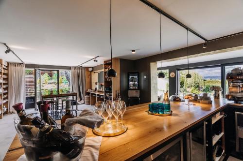 Гостиная зона в VILLA BRICOLA - Boutique Apartments