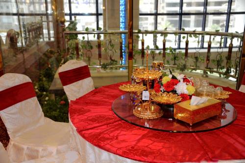 Gallery image of Al Waleed Tower Hotel in Makkah