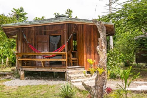 Zahrada ubytování Bungalows Aché Cahuita