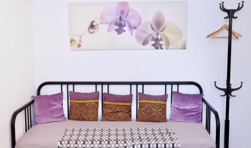 Una cama o camas en una habitación de Cave Du Treyblanc