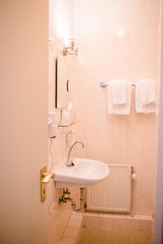Ein Badezimmer in der Unterkunft Allmanns-Kroog