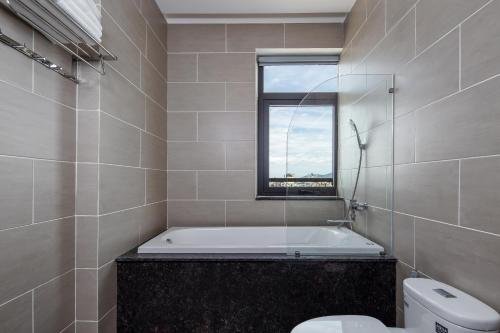 Koupelna v ubytování An Dương Hotel & Apartment