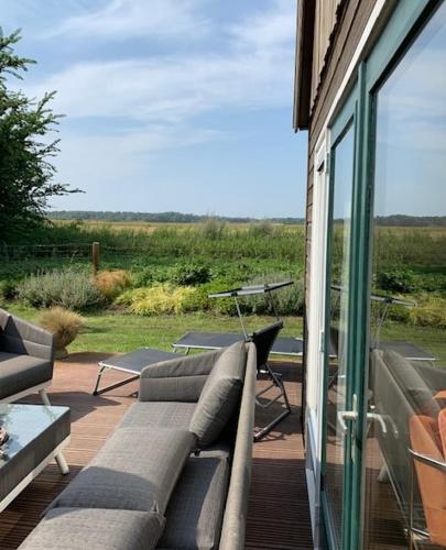Bart's Home – Photos 3
