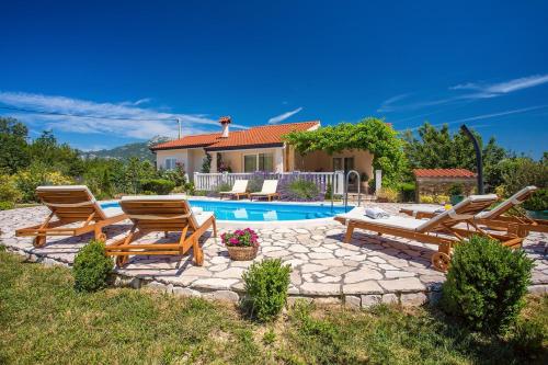 VILLA ANA - 3 bedroom villa with private pool and unspoiled natural environment