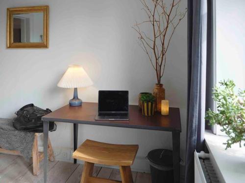 TV a/nebo společenská místnost v ubytování Cozy Stay