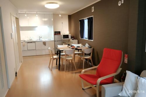Tennoji 100㎡, 1min walk to Abeno Station, carpark!