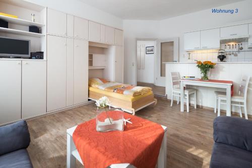 Η κουζίνα ή μικρή κουζίνα στο Ferienhaus Bruns