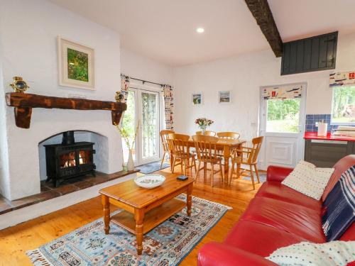 Quiet Waters Cottage – Photos 3