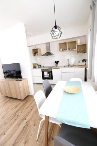 Šamorín - Apartment in the center - private parking - klimatizácia