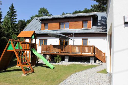 Vila Apalucha49 Čeladná - 12 osob