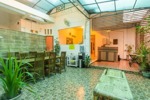 Ảnh trong thư viện ảnh của RedDoorz @ Seturan Raya ở Yogyakarta